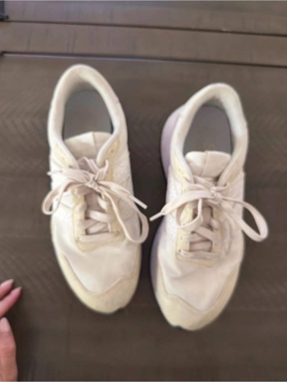 New Balance Women's Sneakers in Light Beige